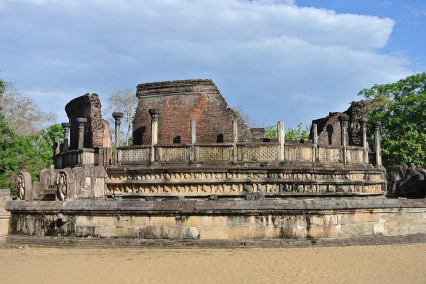 Watadage polonnaruwa